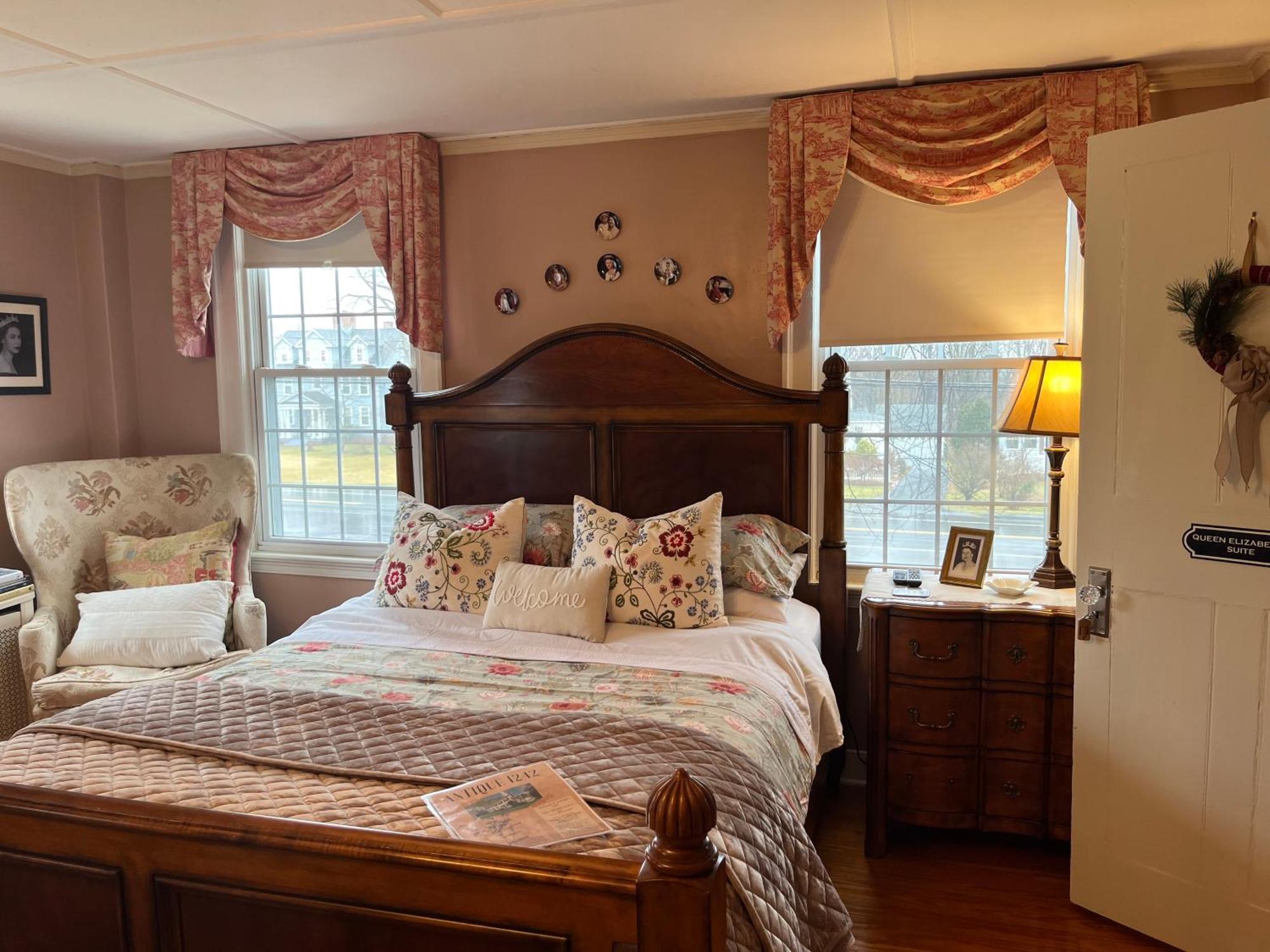 Antique1242 British Bed & Breakfast エンフィールド エクステリア 写真