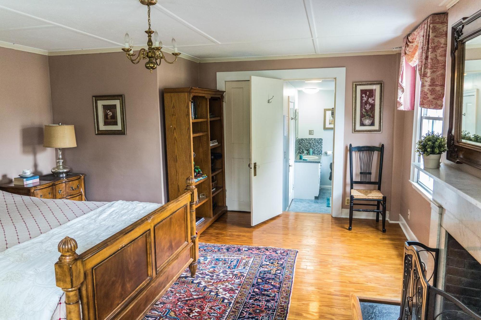 Antique1242 British Bed & Breakfast エンフィールド エクステリア 写真